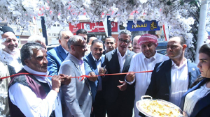 فاروق وشعيب والوكيل يفتتحون معرض اهلا مدارس بمطروح
